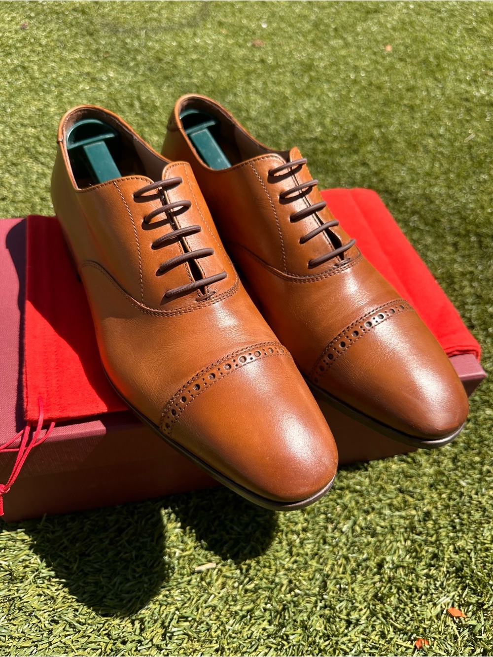 Salvatore Ferragamo Tan Cap-Toe Oxford with Brogue Detailing